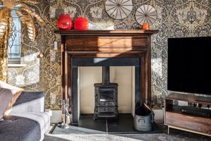 Lounge- click for photo gallery